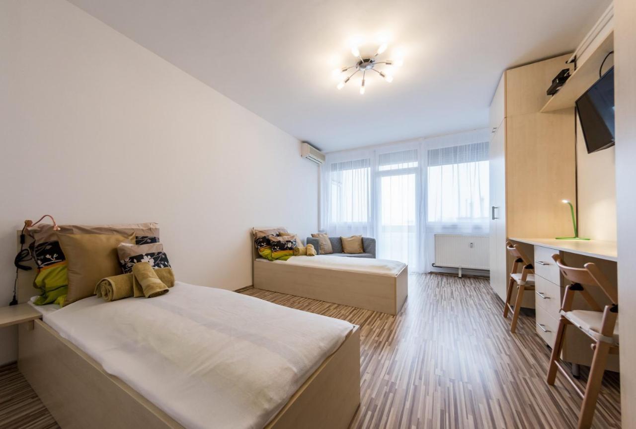 Central Home- Pesterzsebet Budapest Eksteriør bilde