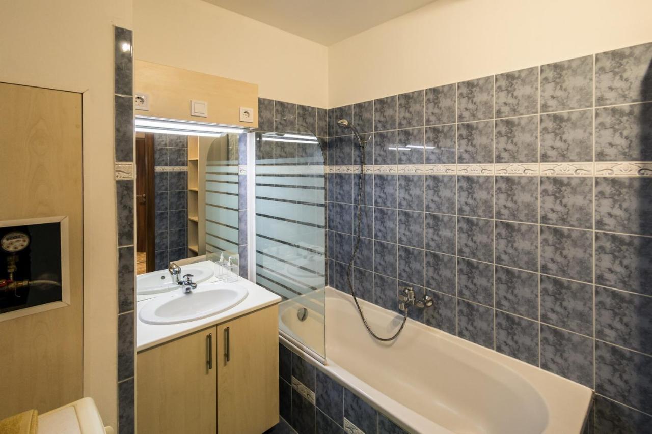 Central Home- Pesterzsebet Budapest Eksteriør bilde